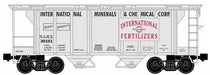 Ready Made Trains (RMT) 86399-102 O Scale 2 Bay Covered Hopper International Minerals NAHX (#s Vary)
