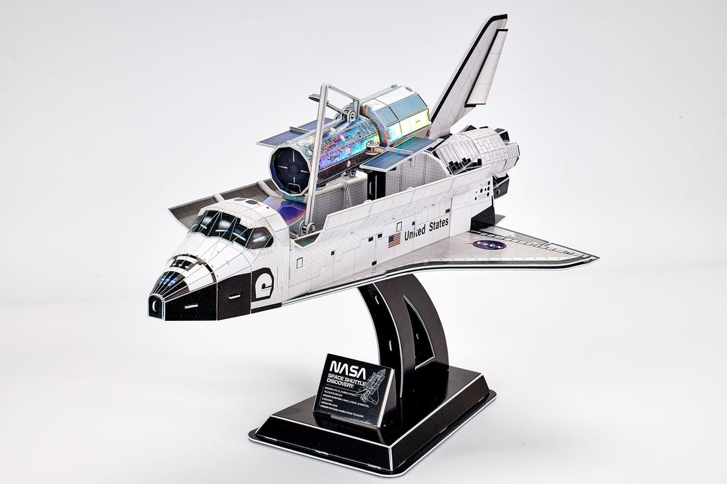 Revell 0251 Space Shuttle Discovery 126 Piece 3D Puzzle