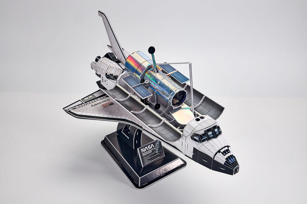 Revell 0251 Space Shuttle Discovery 126 Piece 3D Puzzle