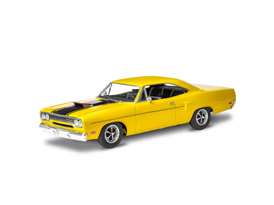 Revell 14531 1/24 1970 Plymouth Roadrunner Skill 4 Model Car Kit