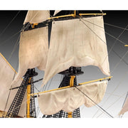 Revell 65408 1/225 HMS Victory Sailing Ship Kit with Glue and Paint