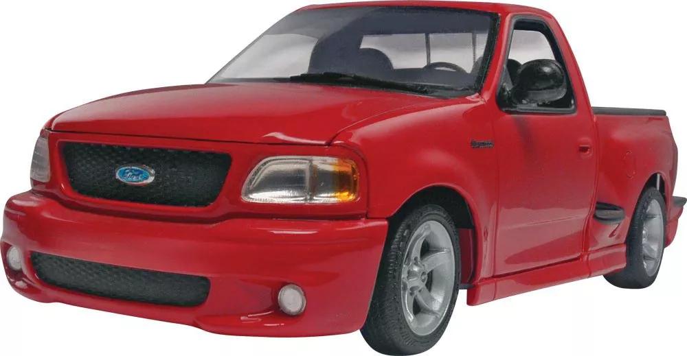 Revell 85-4499 1/25 Fast N Furious F-150 SVT Lightning Model Kit