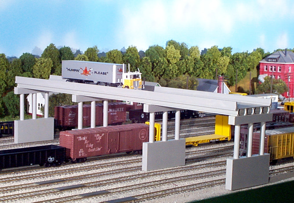 Rix Products 628-0163 N Scale 150' Modern Highway Overpass with 4 Piers Kit