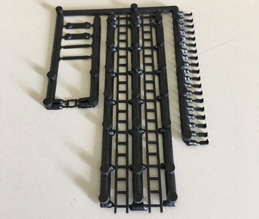 Rix Products 628-0506 HO Scale Water or Oil Tank Ladder Kit