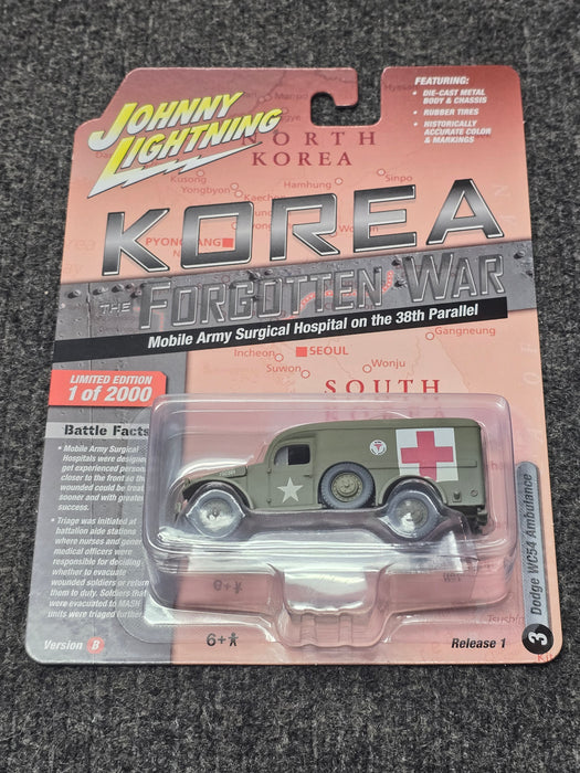 Johnny Lightning JLML009 Korea The Forgotten War Version B Dodge WC54 Ambulance