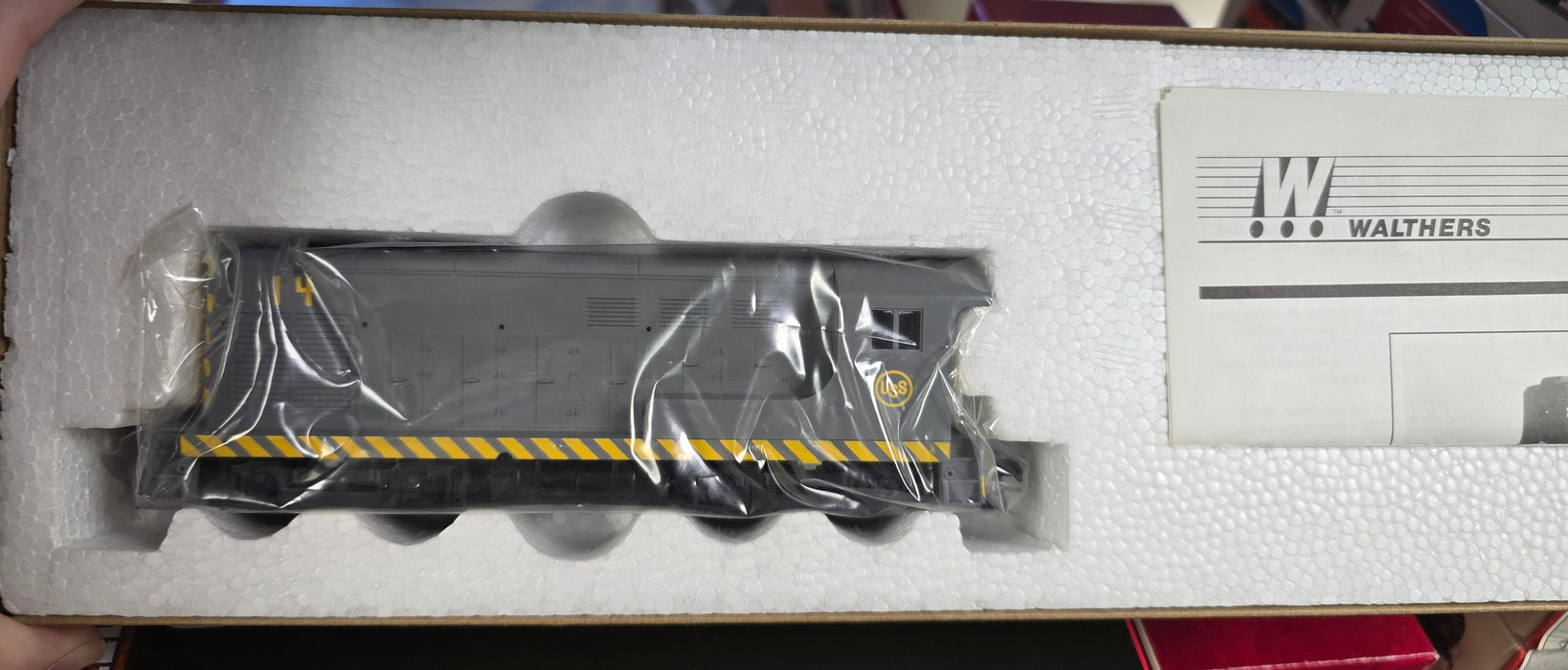 Walthers 932-1335 HO Scale FM H10-44 Diesel US Steel USX - NOS