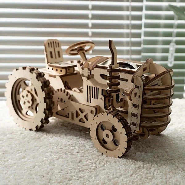 ROKR LK401 Mechanical Gears 3D Wooden Puzzle - Tractor - with wind-up spring