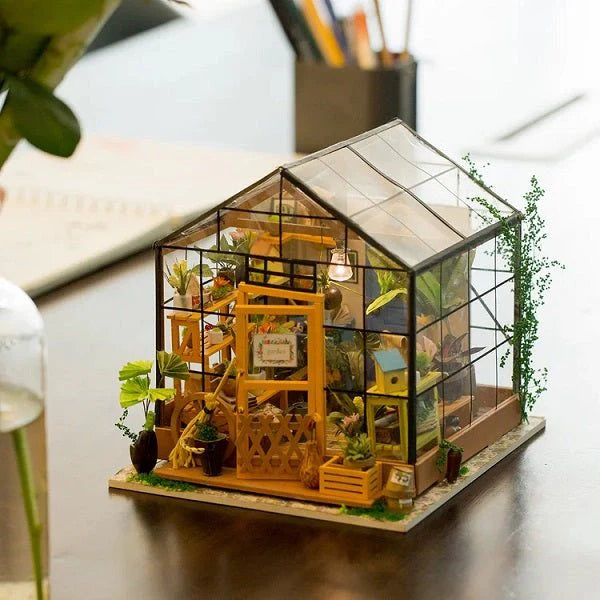Rolife DG104 DIY Miniature House Kit - Cathy's Flower House