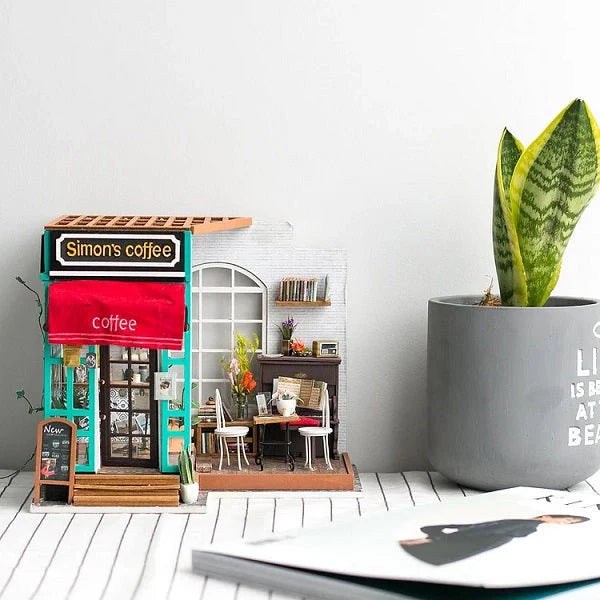 Rolife DG109 DIY Miniature House Kit - Simon's Coffee Shop
