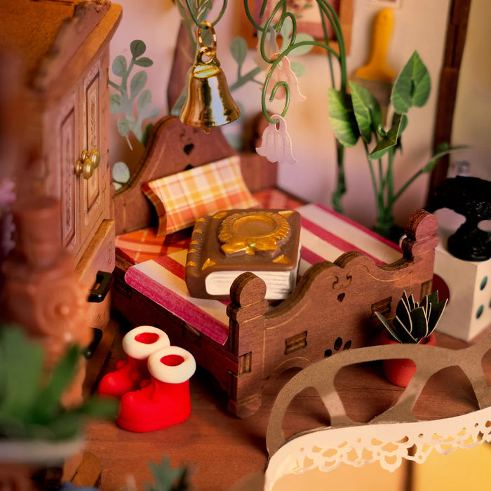 Rolife DG179 DIY Miniature House Kit - Fairytale Tree House