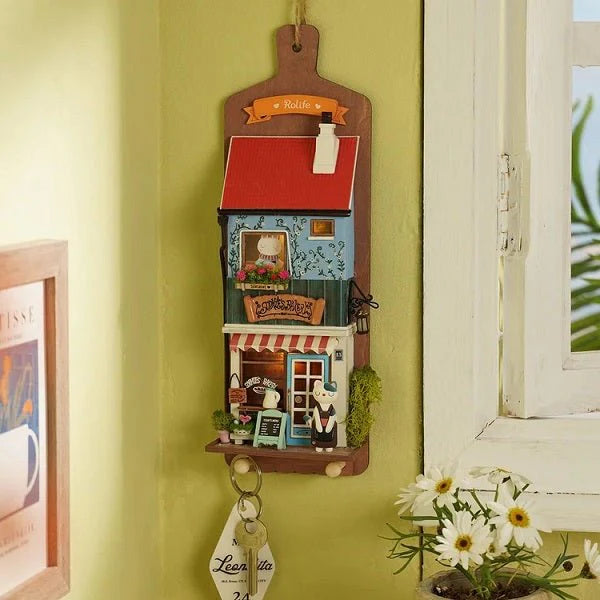 Rolife DS019 DIY Wall Hanging Series - Aroma Toast Lab
