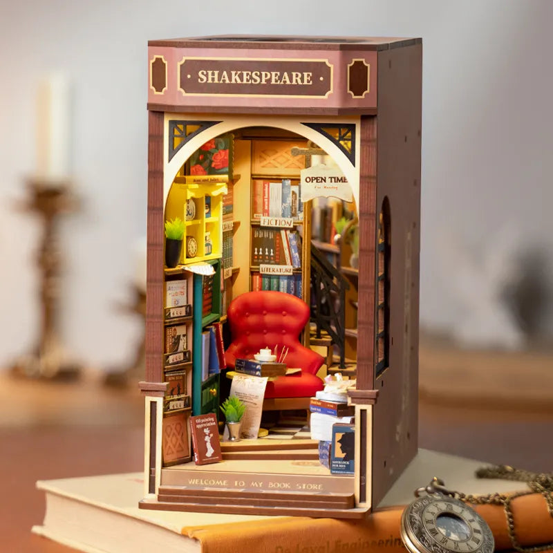 Rolife TGB07 DIY Book Nook Kit - Bookstore