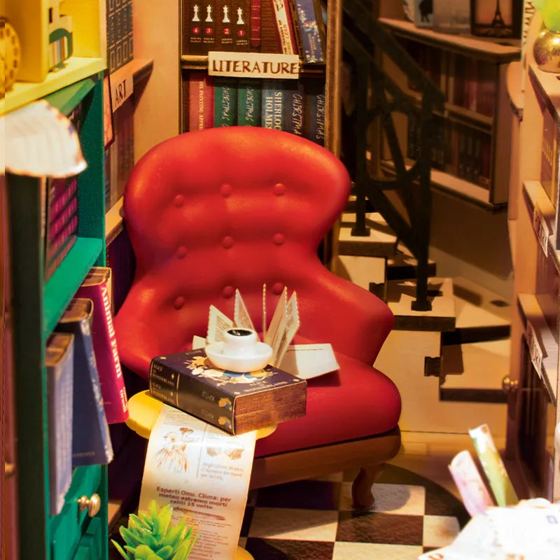 Rolife TGB07 DIY Book Nook Kit - Bookstore