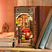 Rolife TGB07 DIY Book Nook Kit - Bookstore