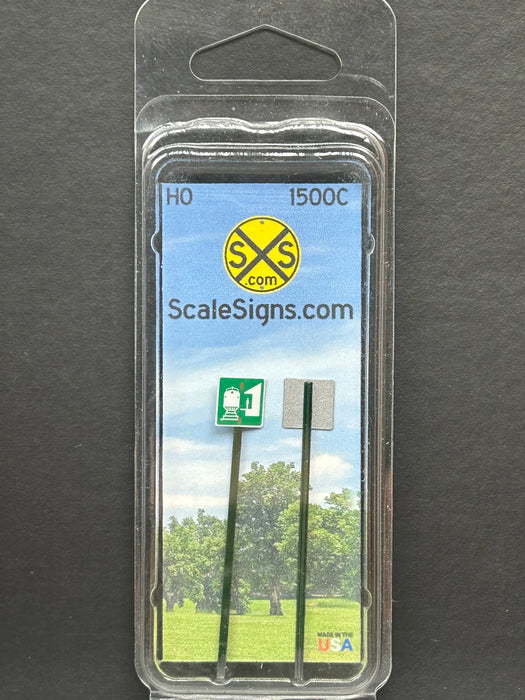ScaleSigns HO-1500C HO Scale Train Station Sign (2 Pack)