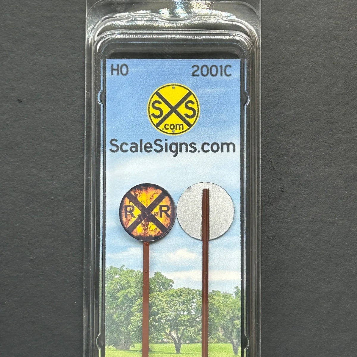 ScaleSigns HO-2001C HO Scale Heavily Distressed Railroad Crossing Sign ...
