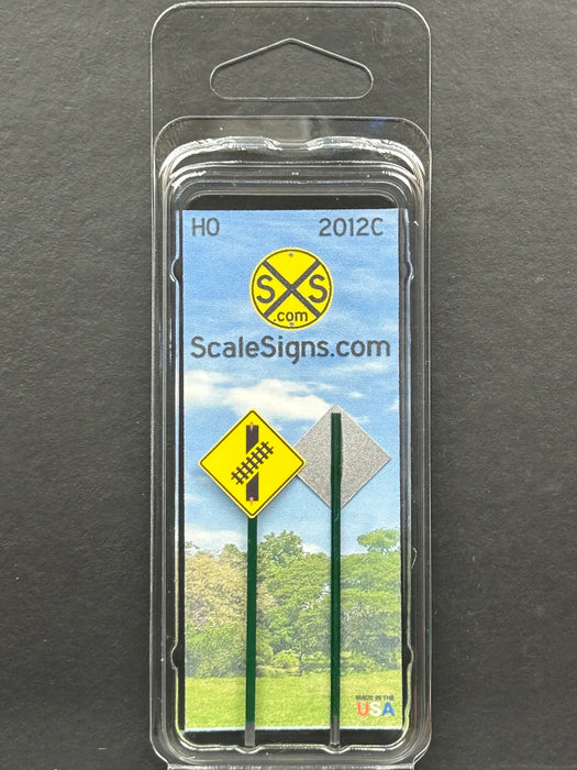 ScaleSigns HO-2012C HO Scale Railroad Crossing Ahead Slant Right (2 Pack)