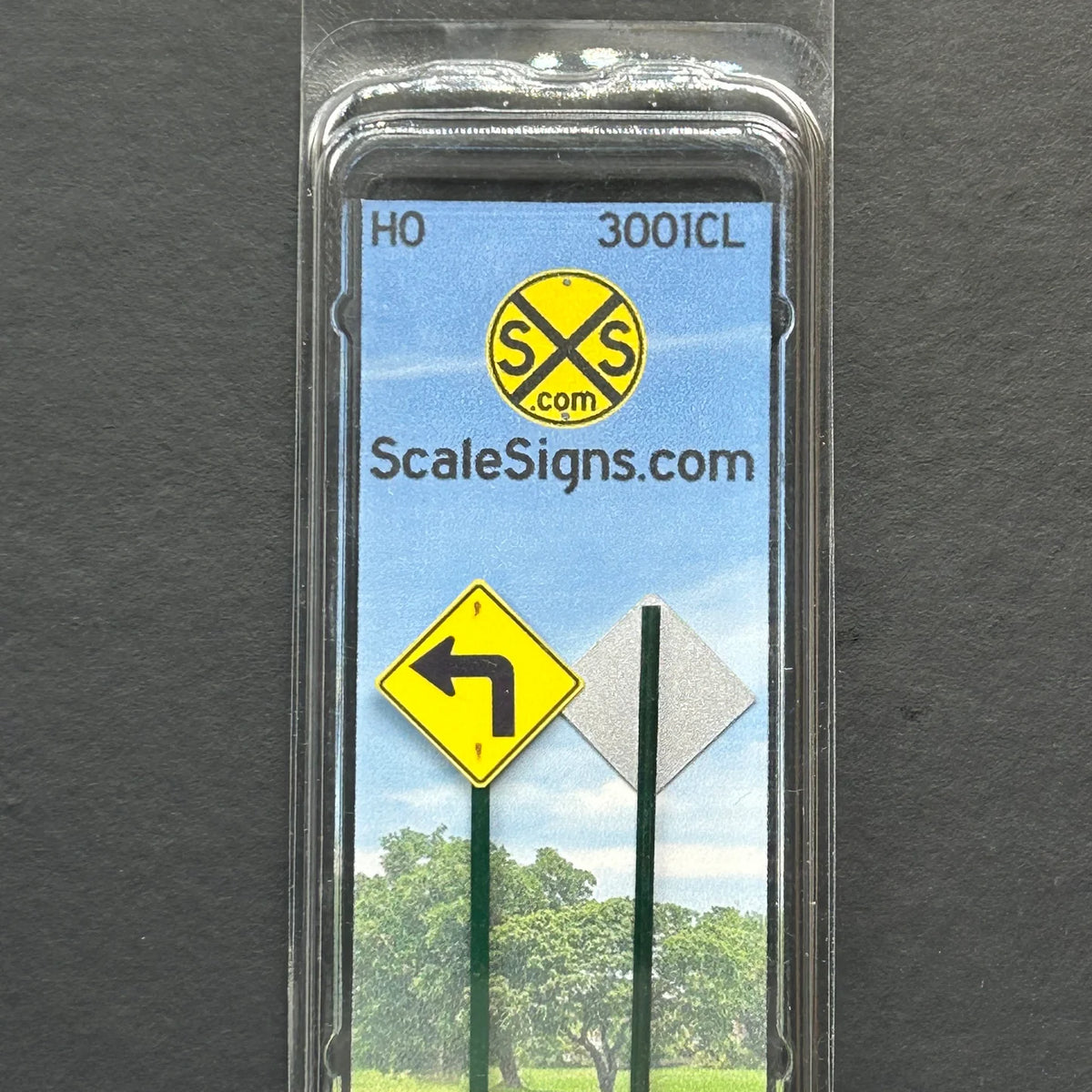 ScaleSigns HO-3001CL HO Scale Left Turn Sign (2 Pack) — White Rose Hobbies