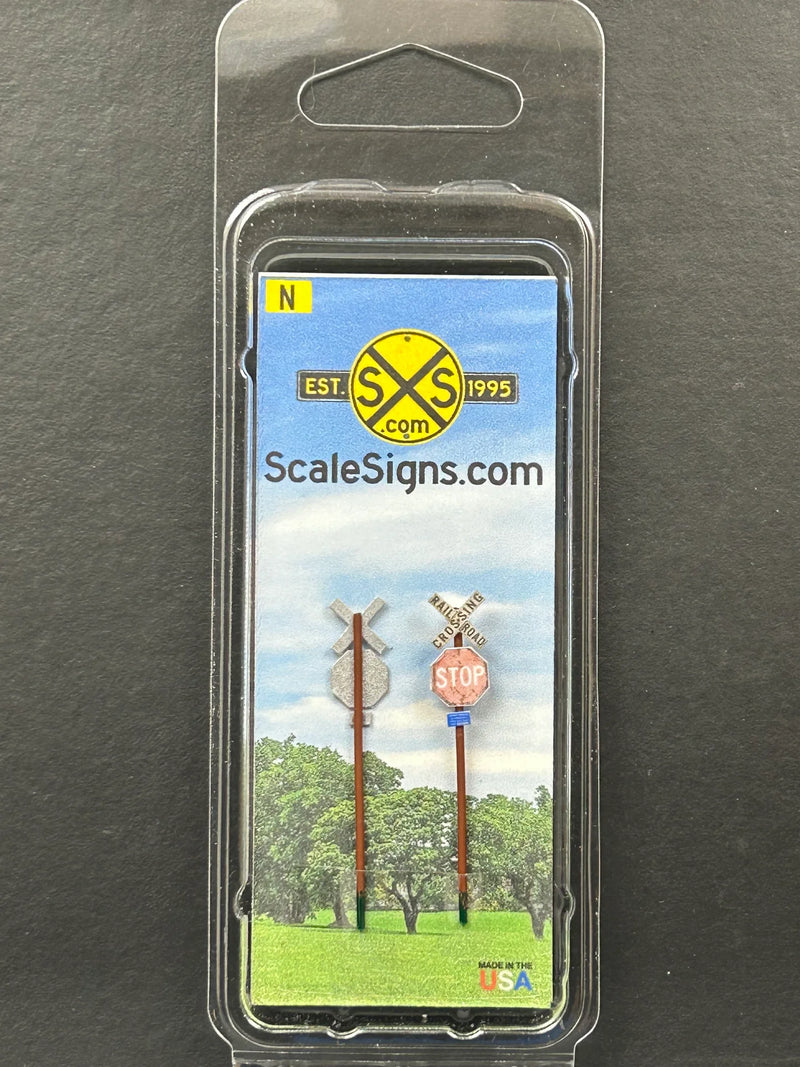 ScaleSigns N-2306C-v1 N Scale Crossbucks with Stop Sign and ID - Faded/Rust