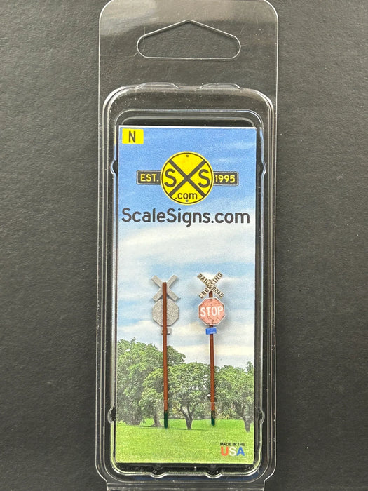 ScaleSigns N-2306C-v1 N Scale Crossbucks with Stop Sign and ID - Faded/Rust