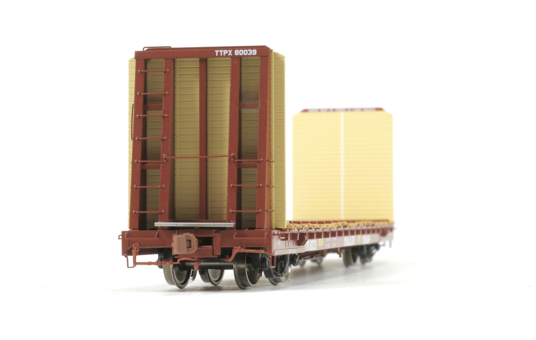 ScaleTrains 31161 Rivet HO Scale BSC F68AH Bulkhead Flatcar Trailer Train Red TTPX 80113