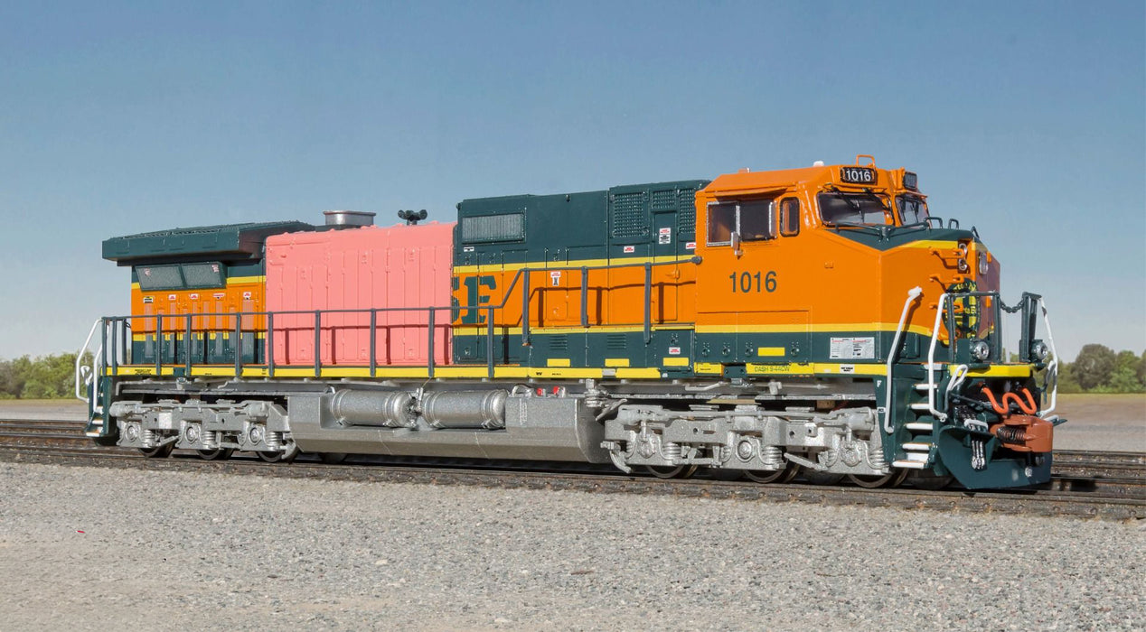 ScaleTrains Rivet 38681 N Scale GE DASH 9 Diesel BNSF Heritage I "Primer" 1016 DCC & Sound