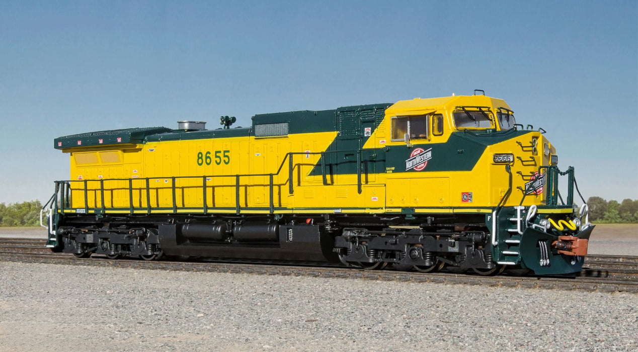 ScaleTrains Rivet 38701 N Scale GE DASH 9 Diesel Chicago & NorthWestern 8709 DCC & Sound