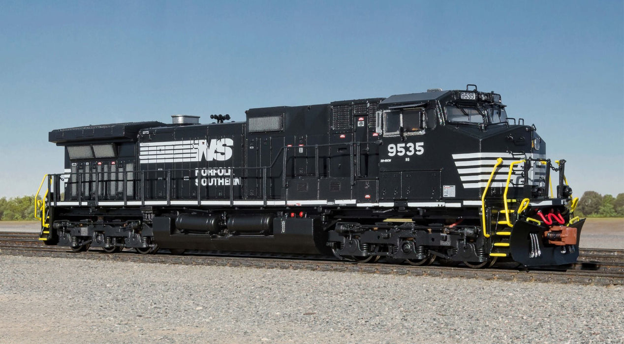 ScaleTrains Rivet 38714 N Scale GE DASH 9 Diesel Norfolk Southern NS 9535 - DC