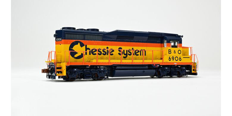 ScaleTrains Rivet 40953 HO Scale EMD GP30 Phase Id Chessie System B&O DCC LokSound