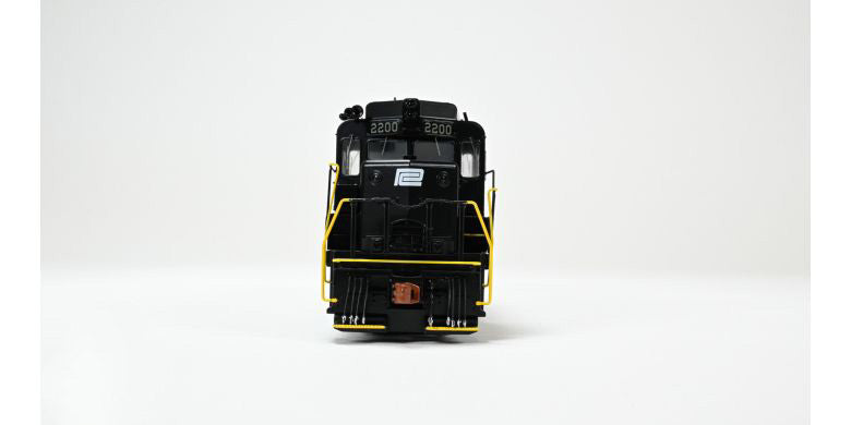 ScaleTrains Rivet HO Scale EMD GP30 Phase Id Penn Central 2200