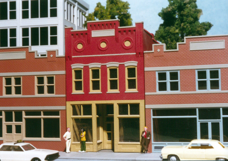 Smalltown USA 699-6002 HO Scale Tony's Gym Building Kit