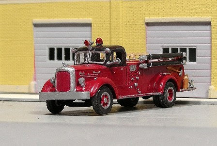 Sylvan Scale Models V-391 HO Scale 1950-1956 Closed Cab Mack L Fire Pumper Resin Kit