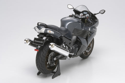 Tamiya 14111 1/12 Kawasaki ZZR 1400 Motorcycle Kit