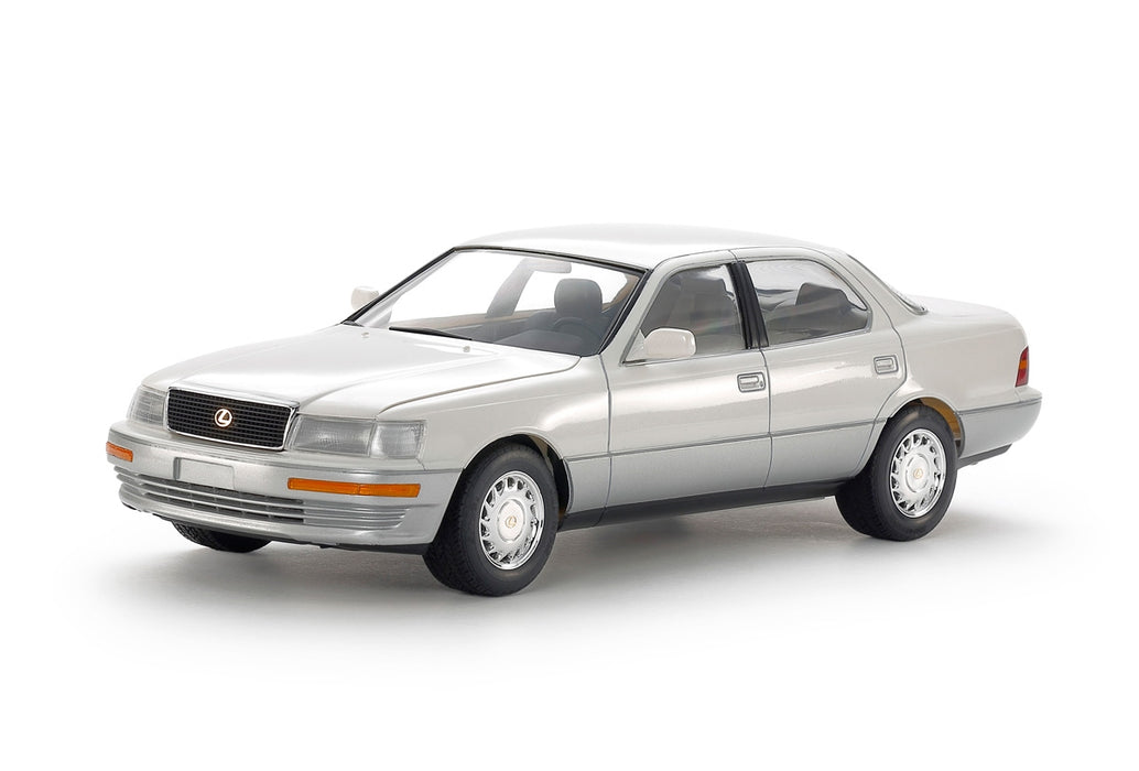 Tamiya 24114 1/24 Lexus LS 400 (UCF11L) Model Kit