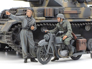 Tamiya 25209 1/48 German Panzer IV Ausf.G Early Motorcycle Set Model Kit