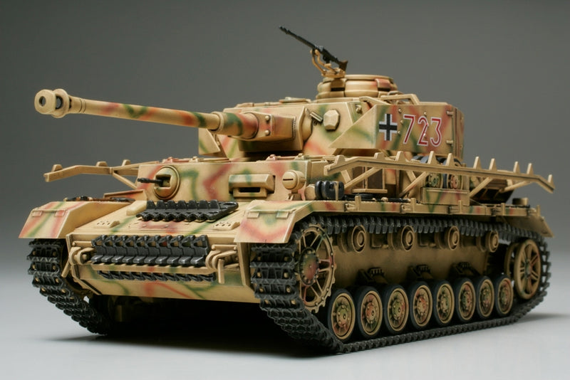 Tamiya 32518 1/48 German Panzerkampfwagen IV J Tank Model Kit