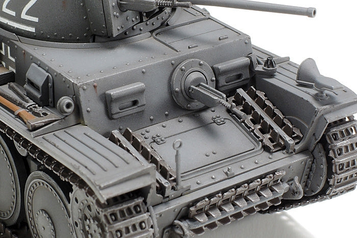 Tamiya 32583 1/48 German Panzer 38(t) Ausf E/F Model Tank Kit