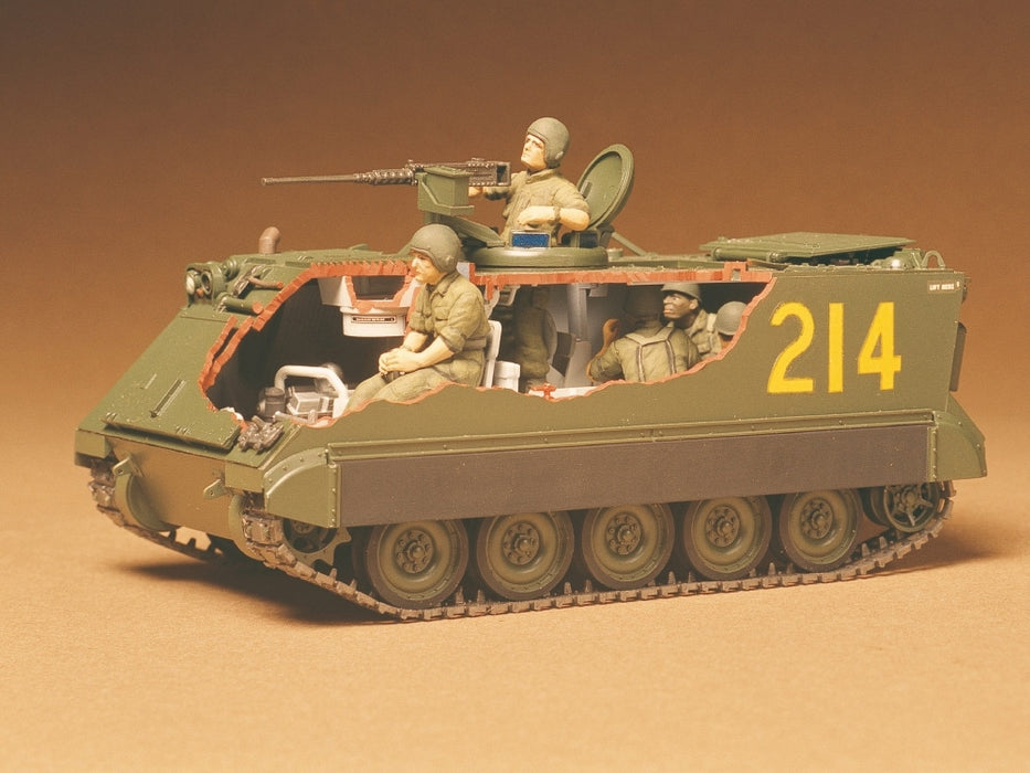 Tamiya 35040 1/35 U.S. M113 Armored Personnel Carrier Model Kit