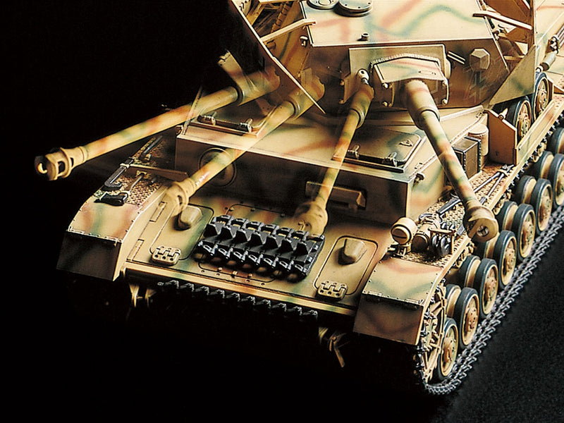 Tamiya 48218 1/35 German Panzerkampfwagen IV Ausf.J RC Model Tank Kit