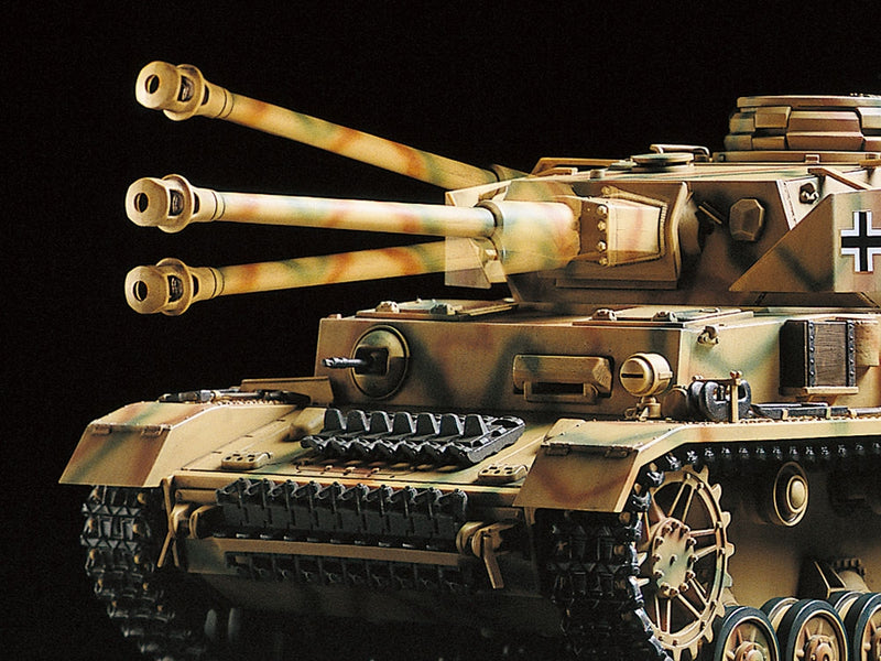 Tamiya 48218 1/35 German Panzerkampfwagen IV Ausf.J RC Model Tank Kit