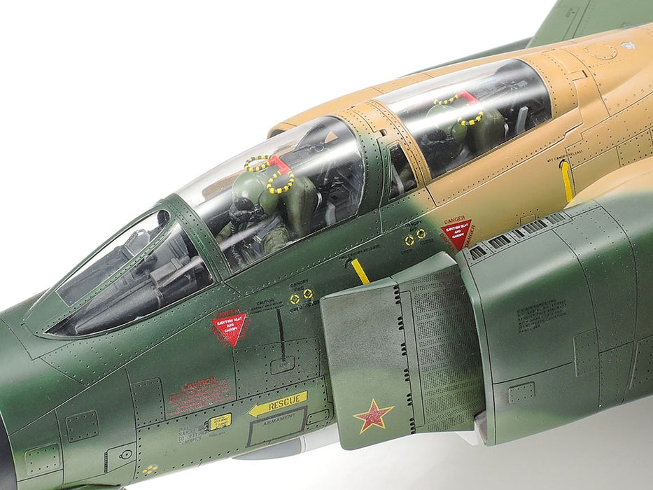 Tamiya 60305 1/32 McDonnell F-4 C/D Phantom II Model Jet Kit