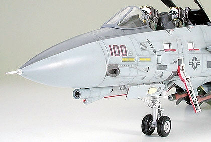 Tamiya 60313 1/32 F-14A Tomcat Black Knights Model Aircraft Kit