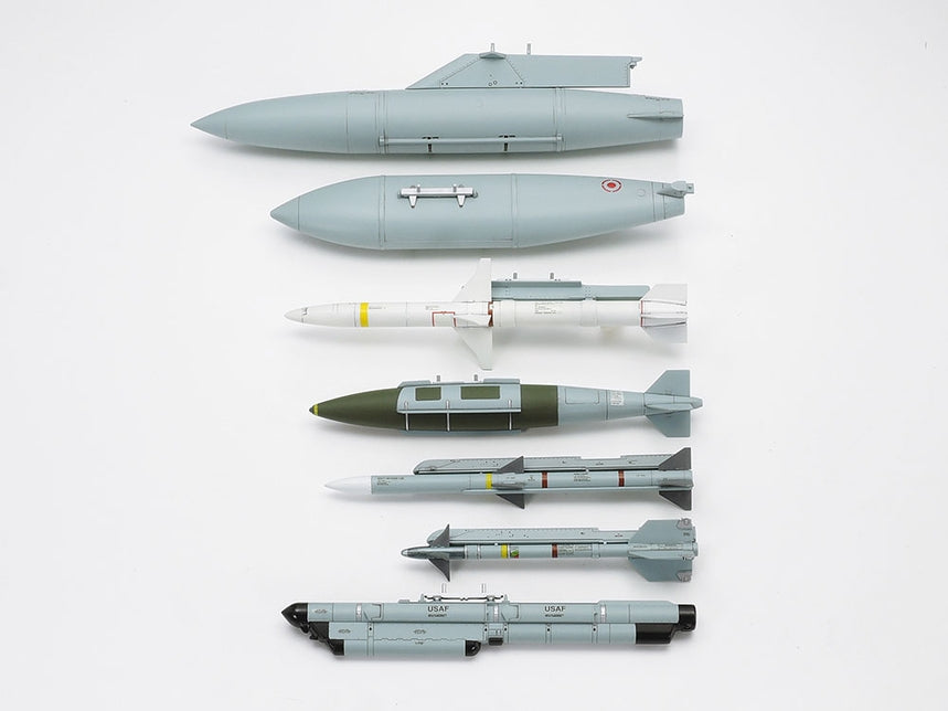 Tamiya 60315 1/32 F-16CJ Fighting Falcon Model Aircraft Kit