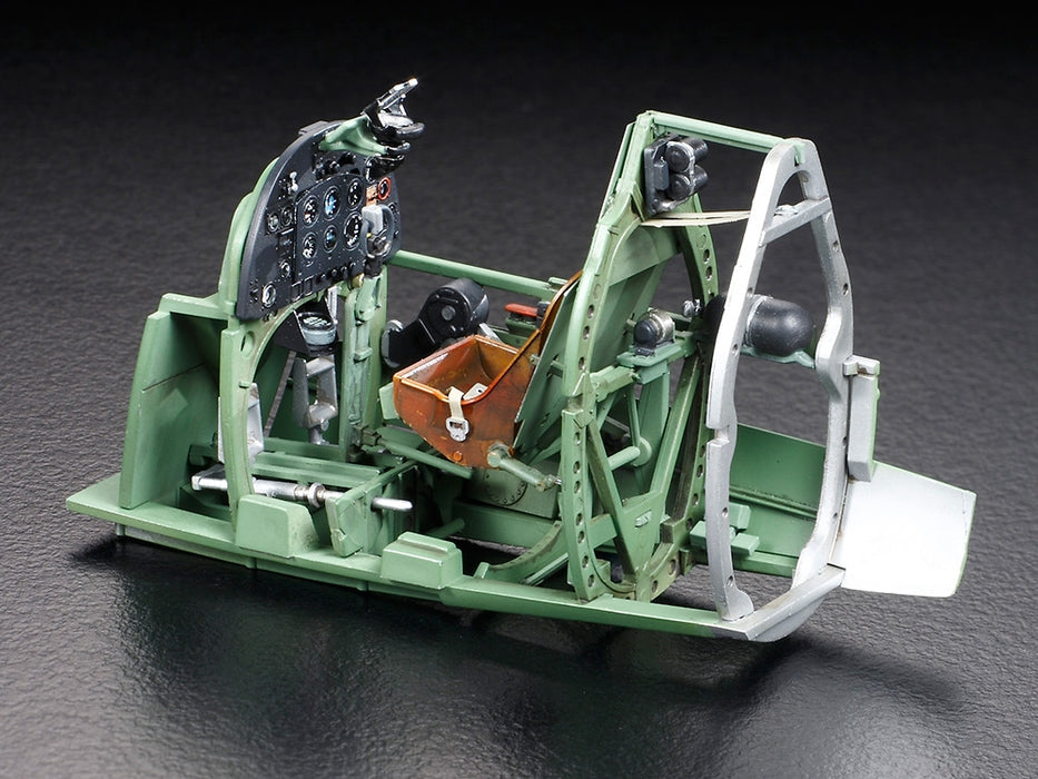 Tamiya 60320 1/32 Supermarine Spitfire Mk.Viii Model Aircraft Kit