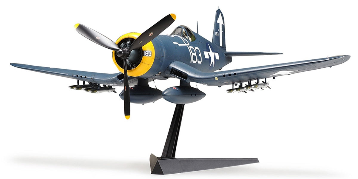 tamiya-60327-1-32-vought-f4u-