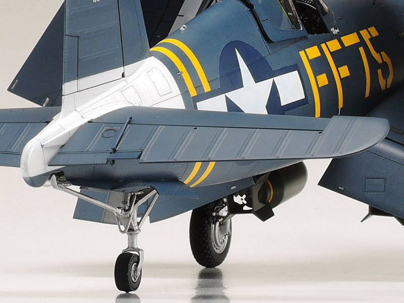 Tamiya 60327 1/32 Vought F4U-1D Corsair Model Plane Kit