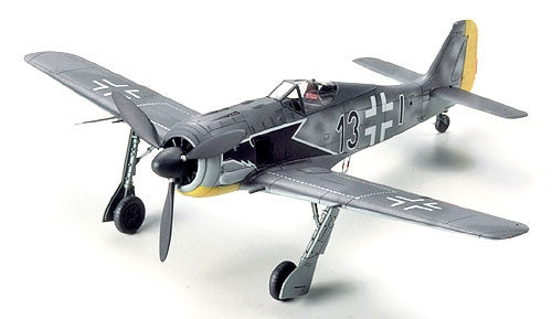 Tamiya 60766 1/72 Focke Wolf 190 A-3 Model Plane Kit