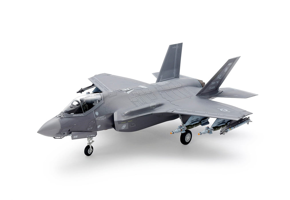 Tamiya 60792 1/72 F35A Lightning II Fighter Jet Model Kit