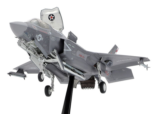 Tamiya 61125 1/48 Lockheed F-35 B Lightning II Model Jet Kit