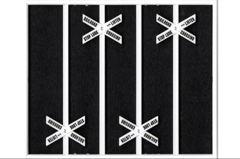 Tichy Train Group 8331 HO Scale Stop Look Listen 60-Degree Crossbucks Sign (8 Pack)